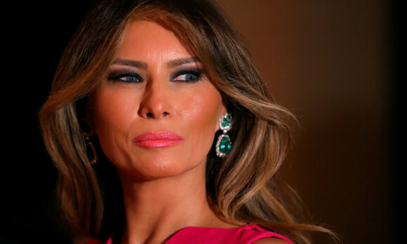 Storavis beklager til Melania